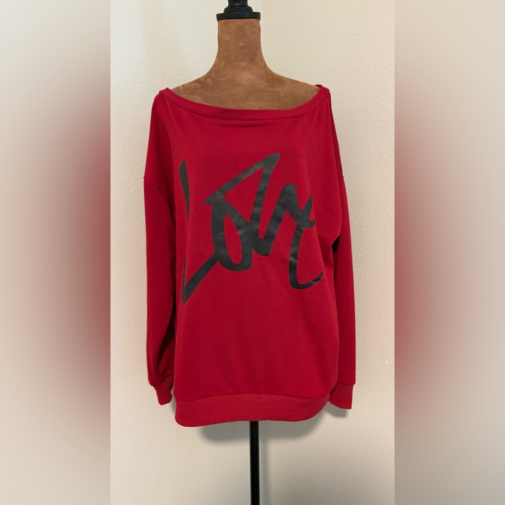 Red “Love” Graphic Women’s Off Shoulder Sweatshirt - Cozy Casual Pullover